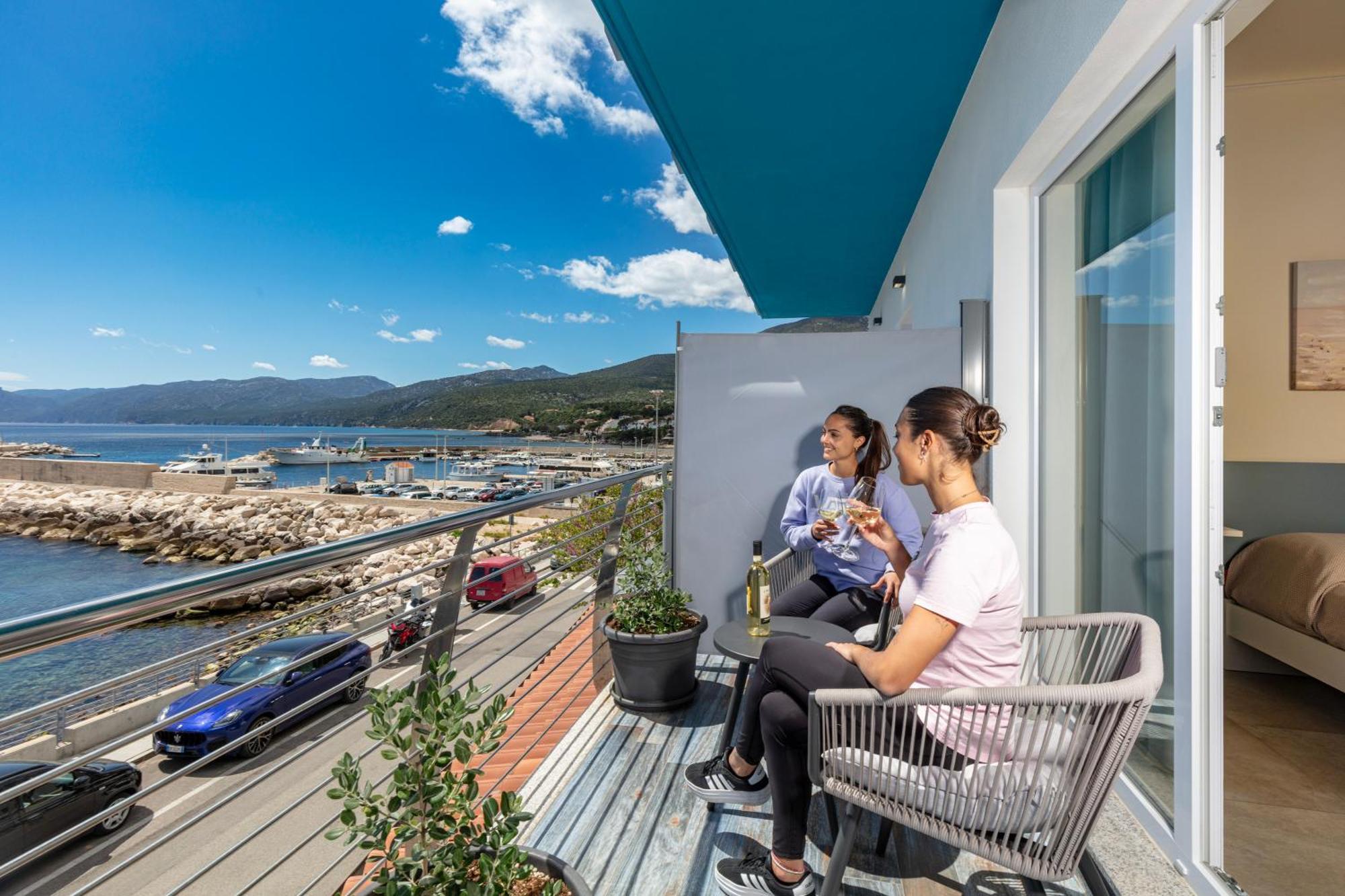 La Casa Del Pescatore Кала Гононе Екстериор снимка